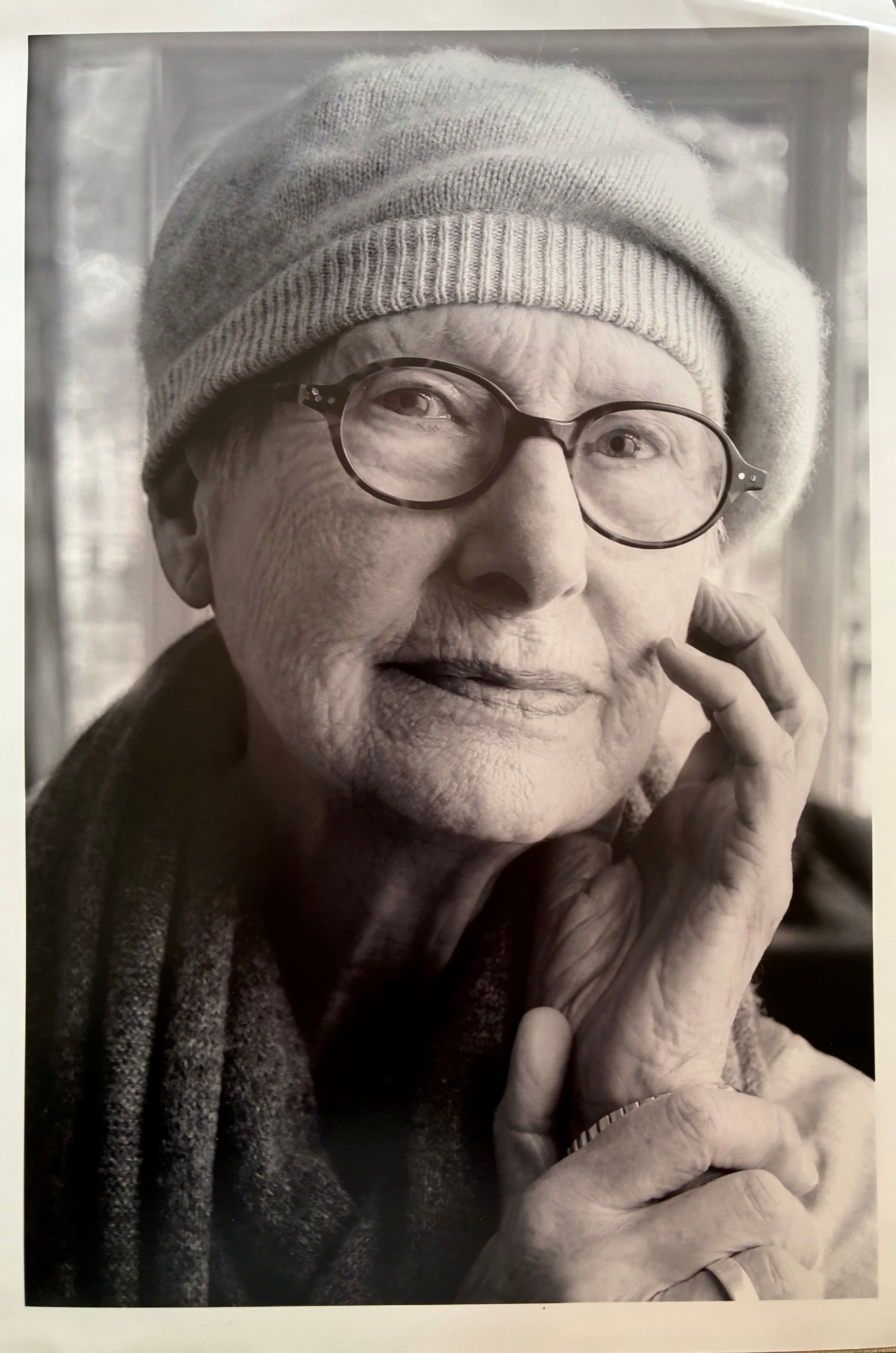 Jo Lowry 1933 - 2026